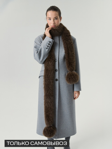 Шарф под песца с помпоном