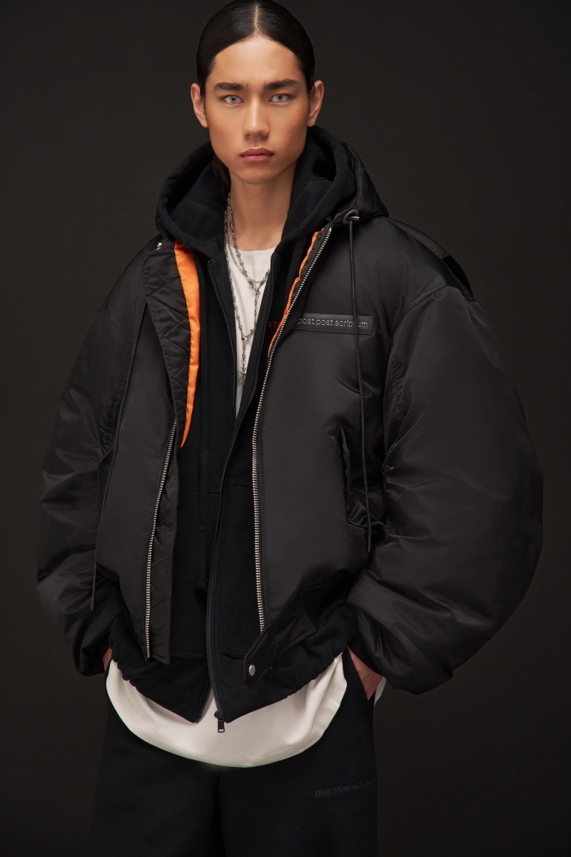 Оверсайз бомбер пуховик UNIT 28 p.p.s., цвет: Черный, 1007.00.00.BLK купить онлайн