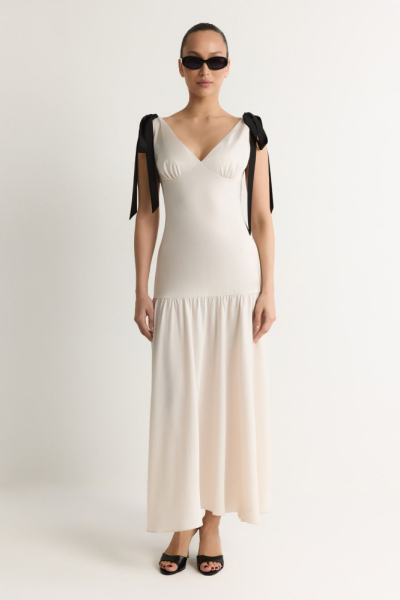 Платье с бантами