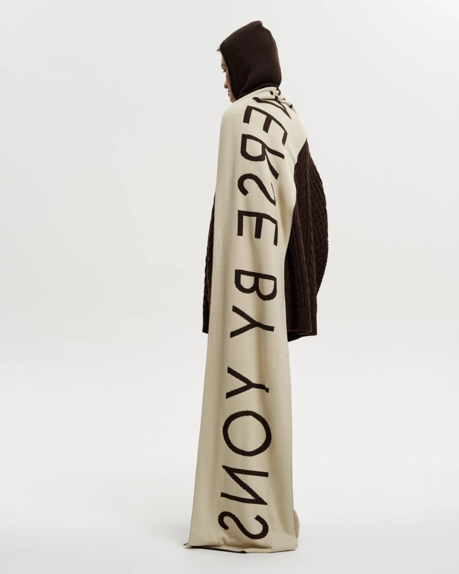 Шарф THE WINTERVERSE BY YONS YONS, цвет: бежевый/шоколад  купить онлайн