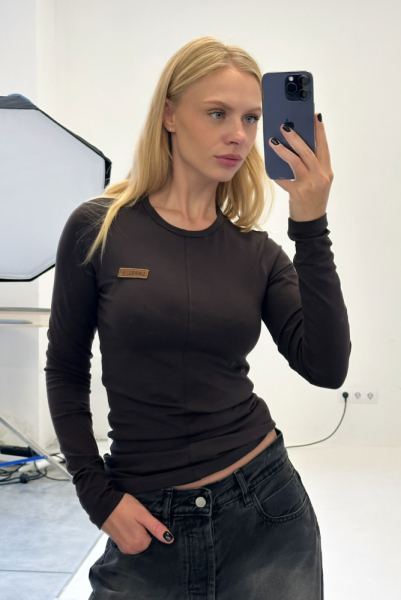 Лонгслив slim-fit BROWN