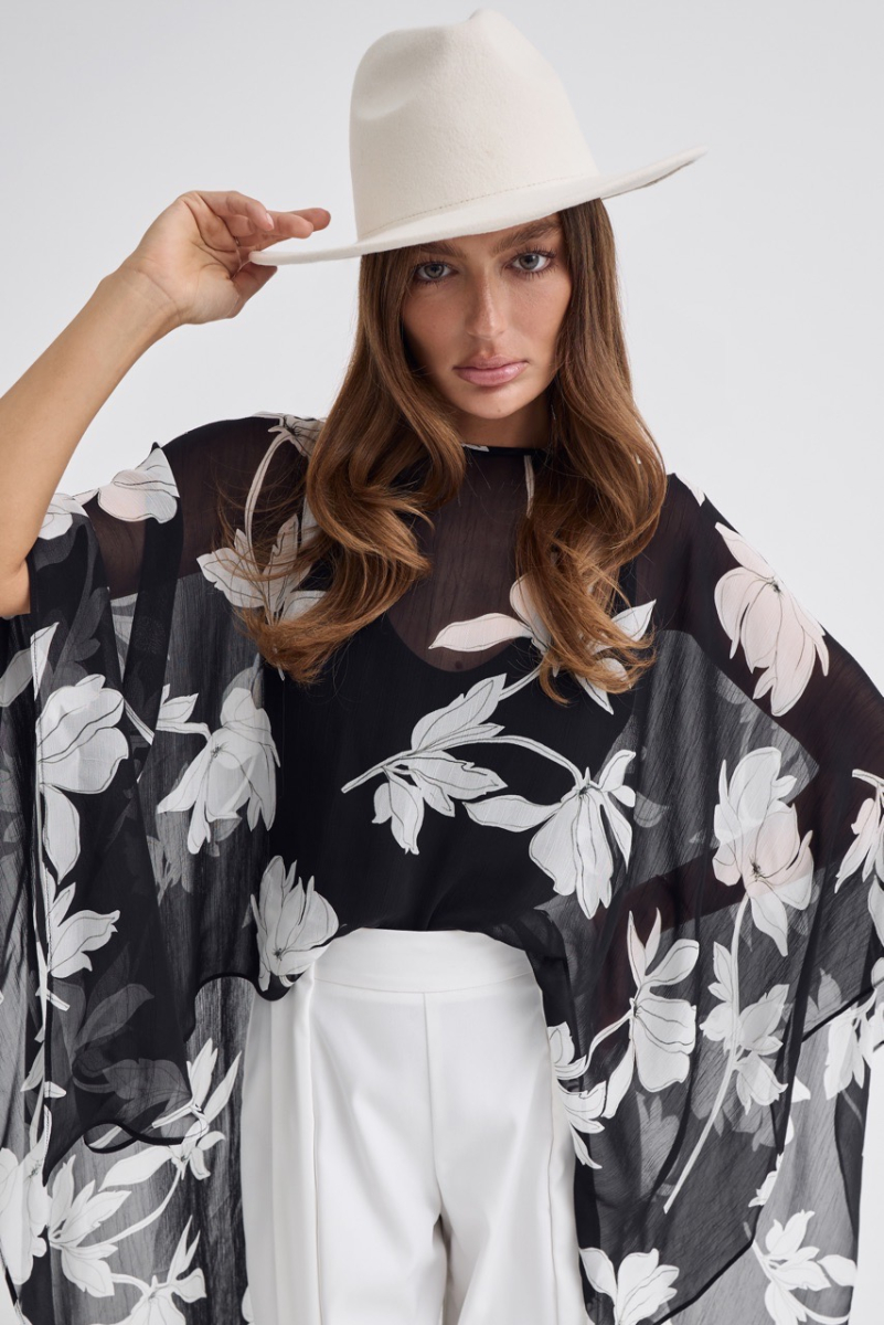 Кейп из итальянской вискозы Shtripling, цвет: Черный, SHDRS015BLK купить онлайн