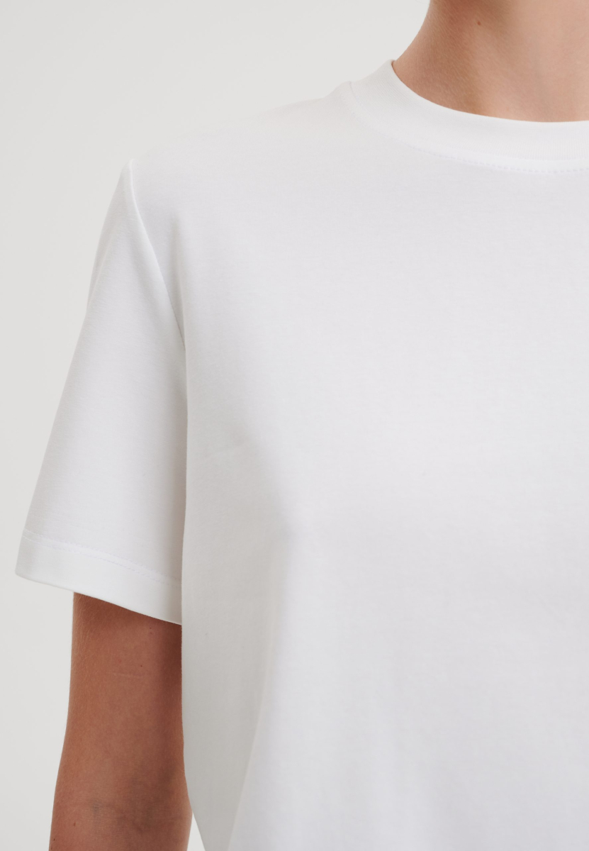 Футболка базовая CHUBA, цвет: белый,  купить онлайн