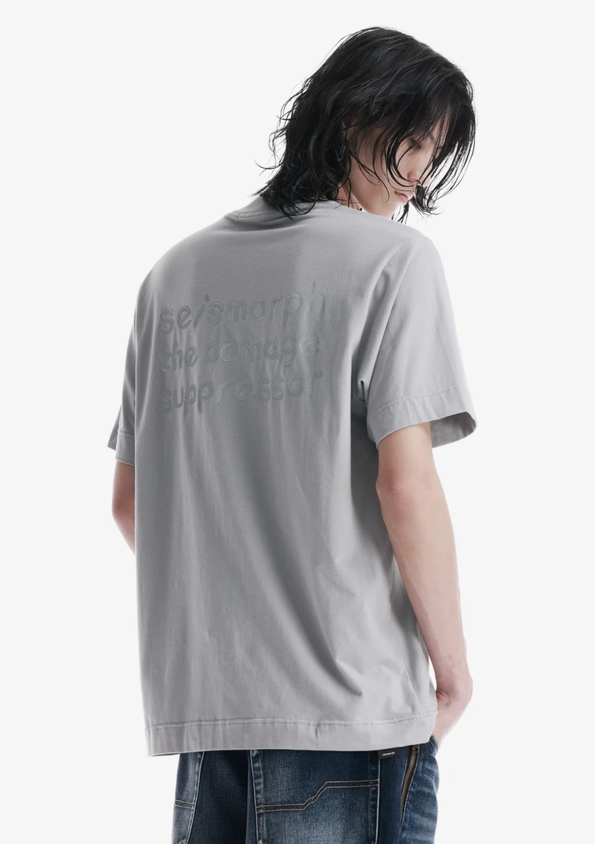 Футболка с рукописным тональным логотипом KRAKATAU, цвет: Светло-серый, Tm141-3 купить онлайн