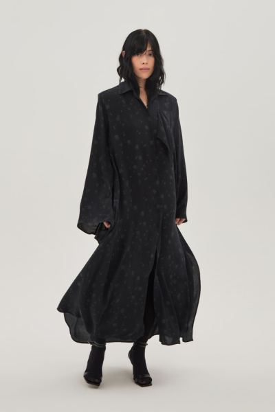 Платье в размытые цветы