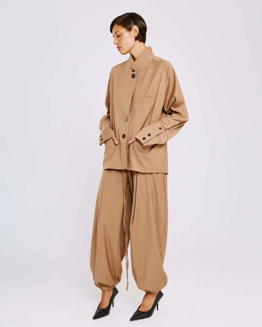 Брюки-шаровары из костюмной ткани Anmuse, цвет: бежевый, BL26SP312-CRM купить онлайн