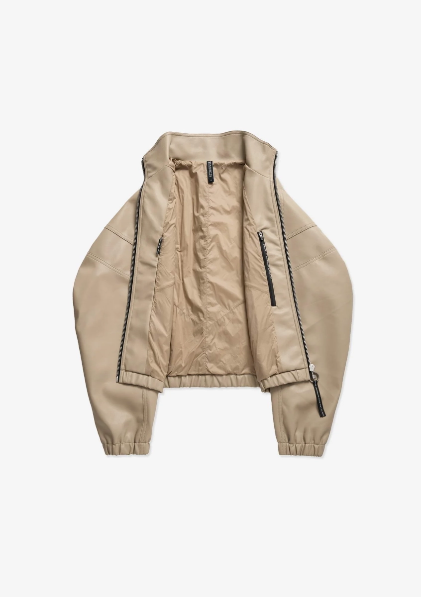 Бомбер из экокожи KRAKATAU, цвет: светлый тауп, Qw519A-810 купить онлайн