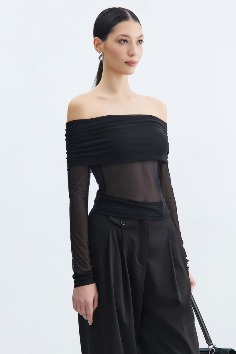 Блуза с открытыми плечами TOPTOP, цвет: Черный, TT.020.17121.900.02525 купить онлайн