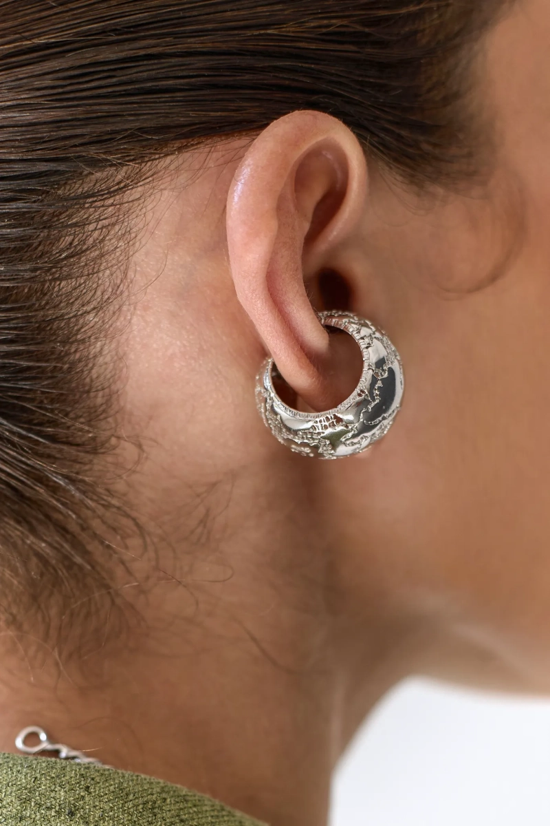 Серебряная серьга-кафф «Кружево» еще больше SBLESKOM, цвет: серебро, 12141 купить онлайн