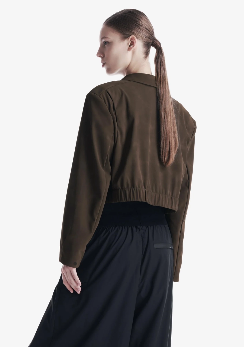 Укороченная куртка из экозамши KRAKATAU, цвет: коричневый, Qw576-7 купить онлайн