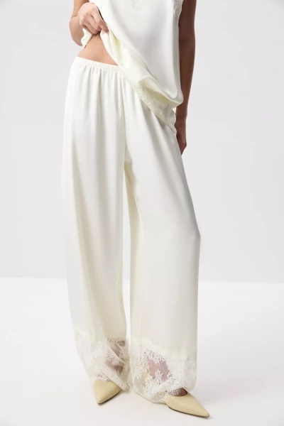 Брюки с кружевом Charmstore, цвет: молочный, 101-56860-111 купить онлайн