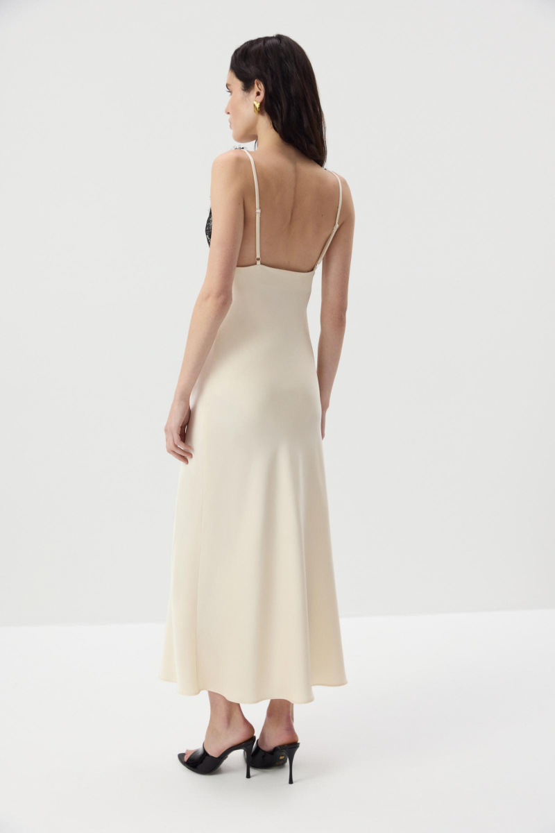 Платье из сатина с кружевом