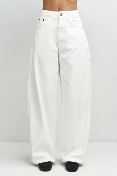 Джинсы свободные