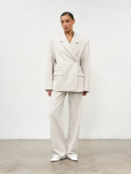 Классические брюки в полоску