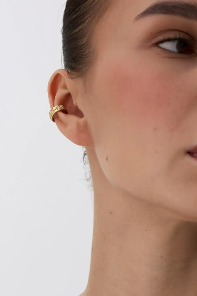 Серебряная серьга-кафф «Культурный код» SBLESKOM, цвет: позолота, 21960 купить онлайн