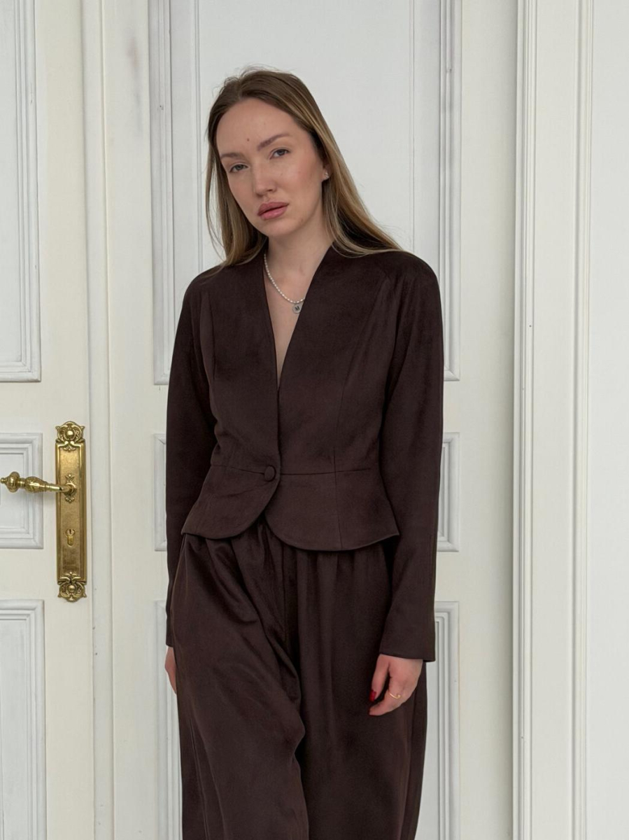 Жакет из замши