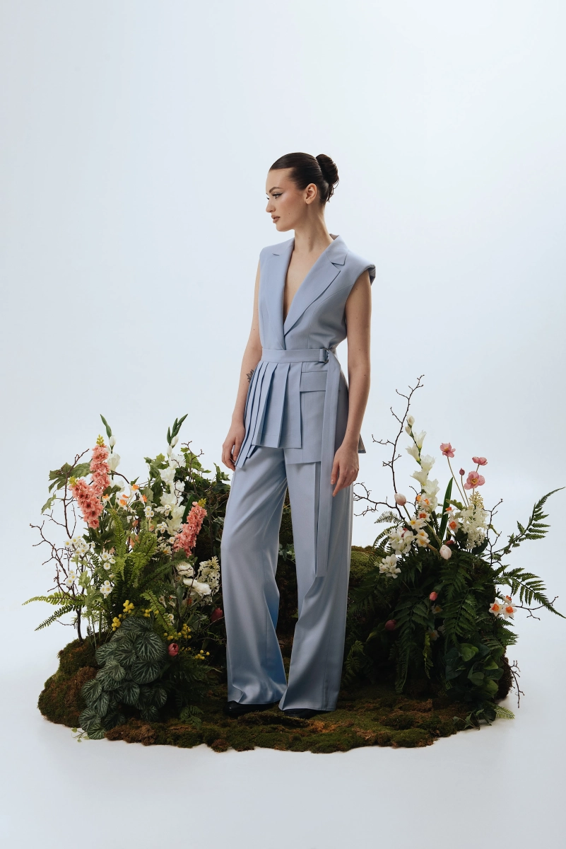 Жилет "Верочка" CHUBA, цвет: голубой,  купить онлайн