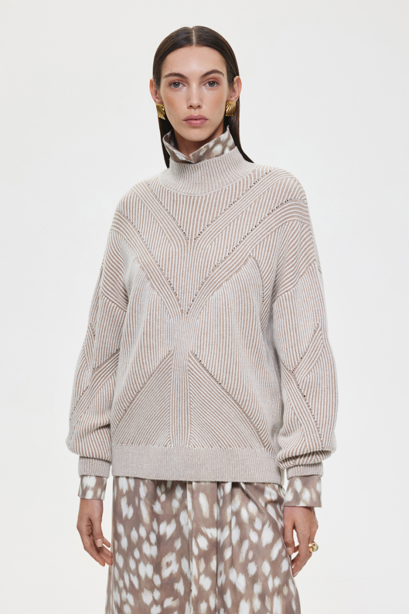 Вязаный джемпер