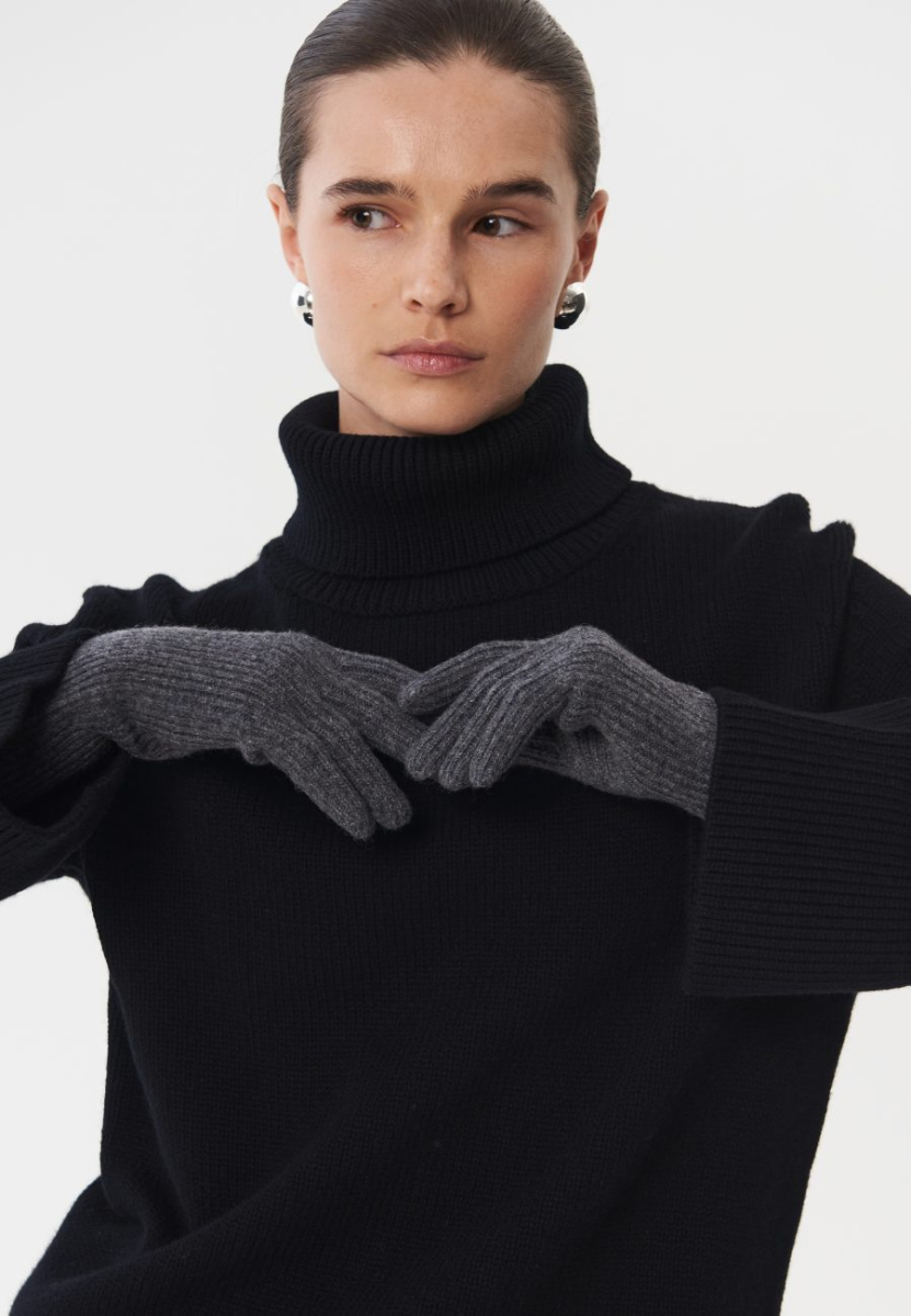 Перчатки "Mist" CHUBA, цвет: графит  купить онлайн