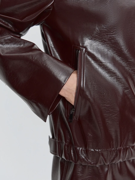 Бомбер из премиальной экокожи ANNA PEKUN, цвет: коричневый, 47.2336.700 купить онлайн