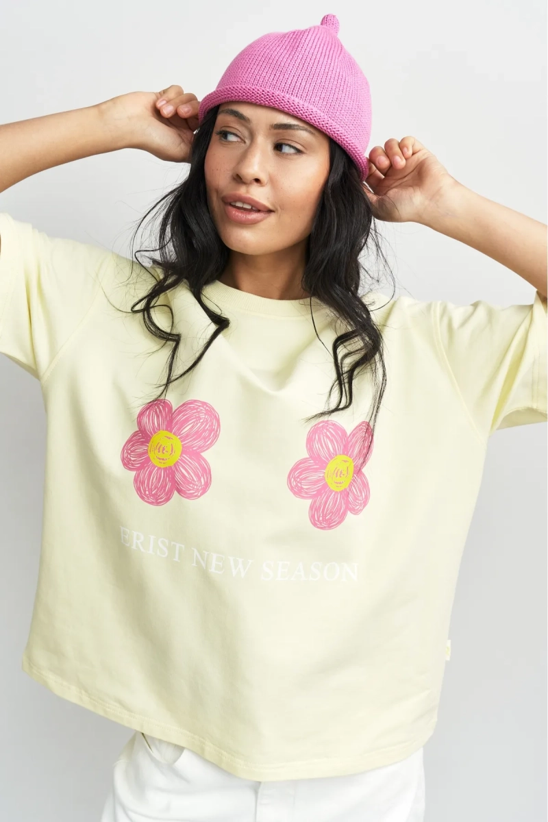 Футболка с цветочками Erist store, цвет: Желтый, НФ-00003386 купить онлайн