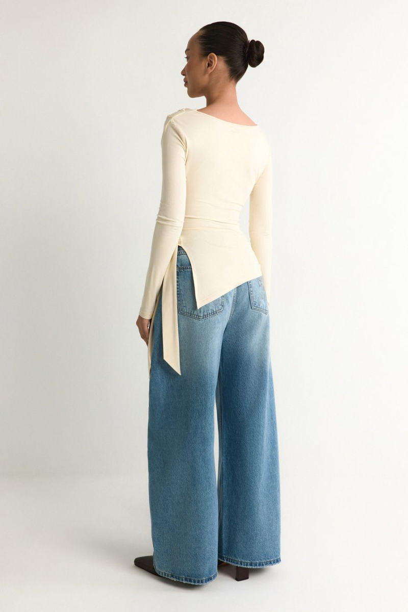 Лонгслив из смесовой вискозы TOPTOP, цвет: молочный, TT.025.19447.120 купить онлайн