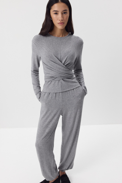 Джоггеры из мягкого трикотажа Charmstore, цвет: серый, 101-435107-884 купить онлайн