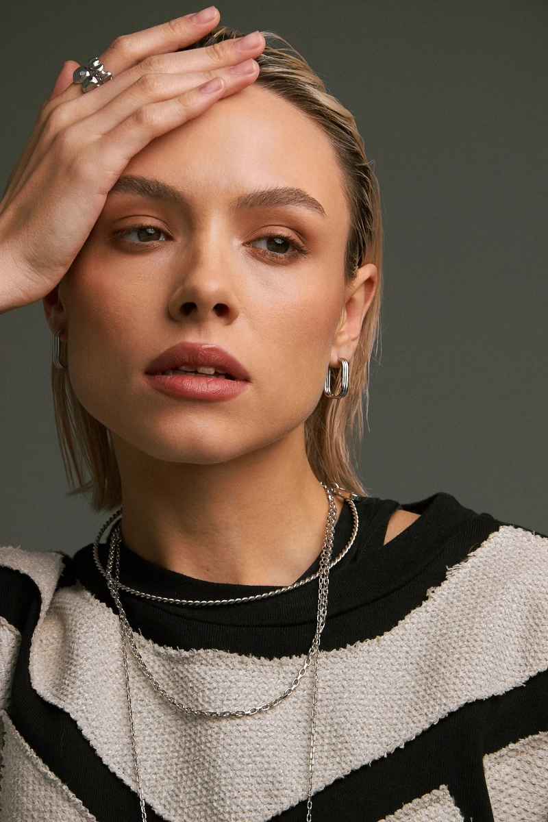 Серебряные серьги «Параллельный» SBLESKOM, цвет: серебро, 11787 купить онлайн