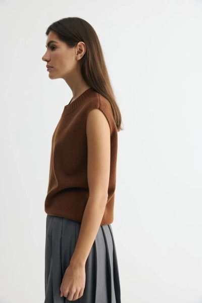 Жилет вязаный из кашемира и шерсти Daisyknit, цвет: коричневый  |новая коллекция купить онлайн