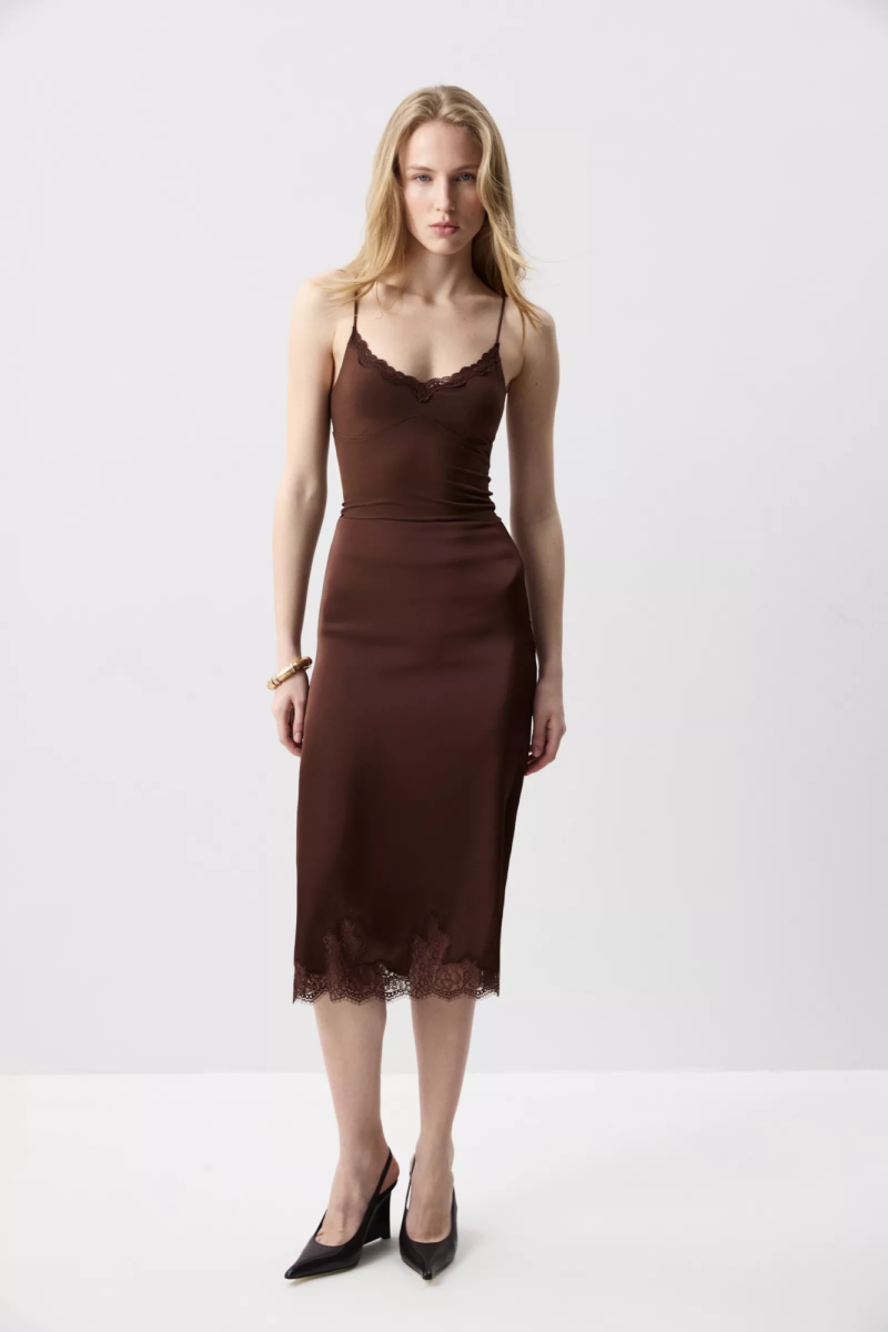 Юбка миди с кружевом по низу