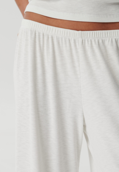 Брюки "Край" CHUBA, цвет: молочный, trousers_edge_ml купить онлайн