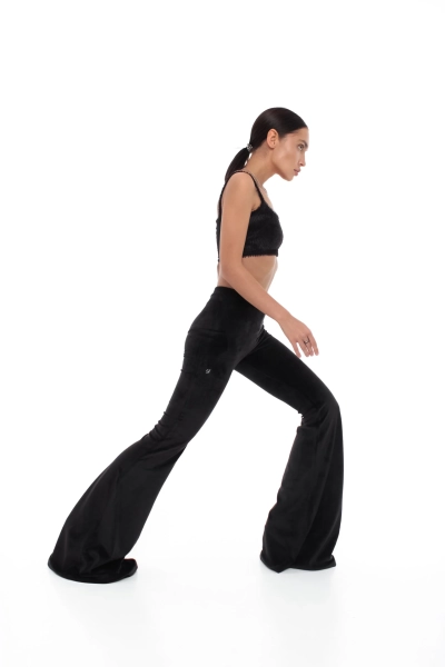 Брюки Velour клеш GARCHIT, цвет: Черный GARVelBrKleshBlk |новая коллекция купить онлайн