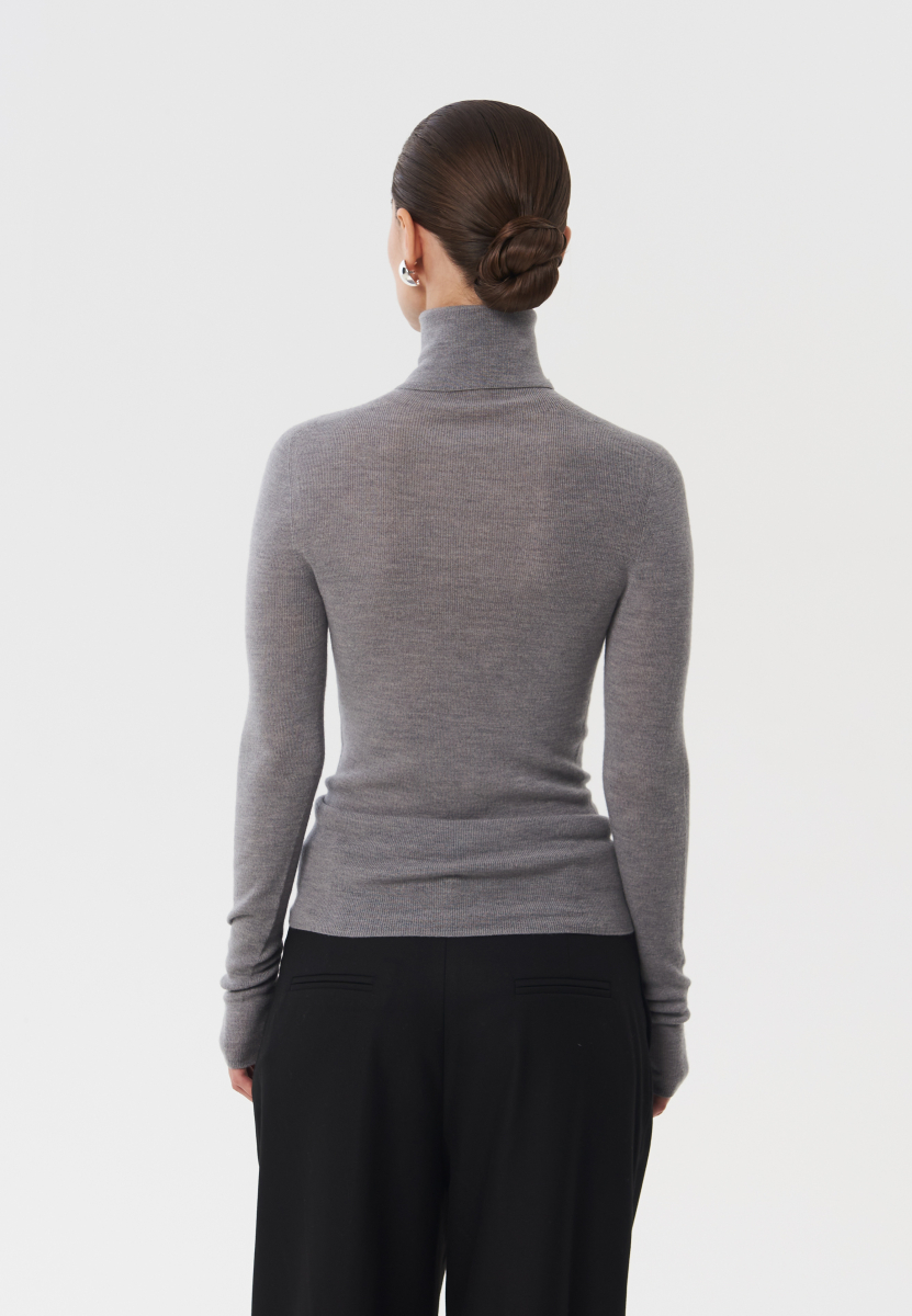 Водолазка "Мягкие объятия" CHUBA, цвет: серый,  купить онлайн