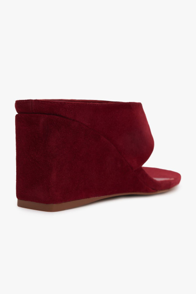 Босоножки из натуральной замши Lera Nena, цвет: красный LN.206.19231.320 купить онлайн