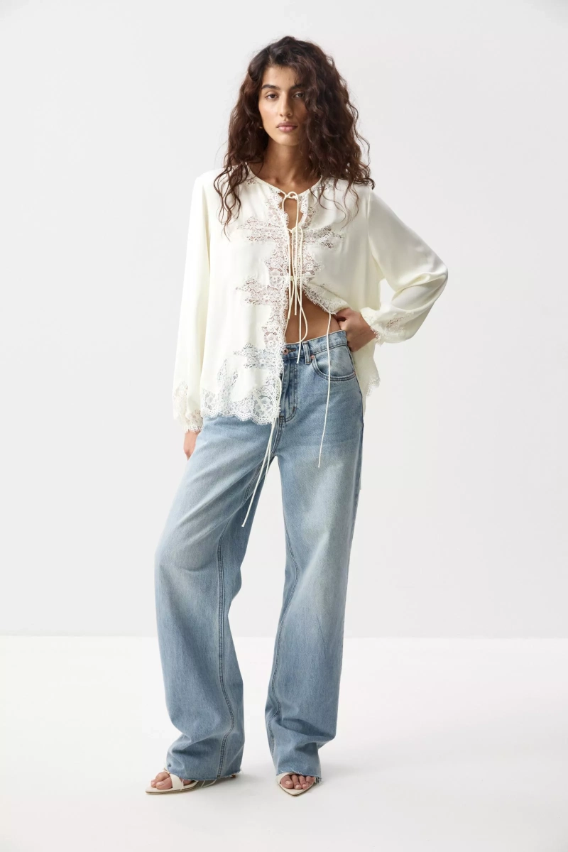 Джинсы с необработанным низом Charmstore, цвет: винтажный голубой, 401-375101-682 купить онлайн