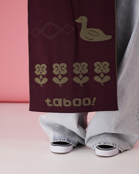 Двухсторонний шарф бордо-хаки TABOO, цвет: Бордовый Scarf01 купить онлайн