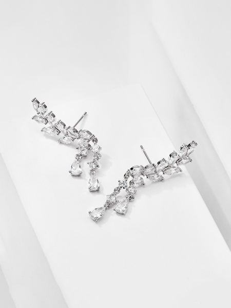 Серьги с висячими фианитами silver