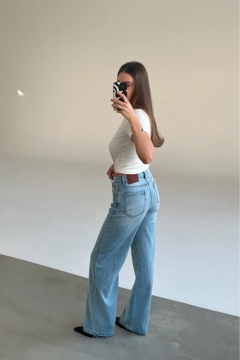 Джинсы прямые Erist store, цвет: голубой,  купить онлайн