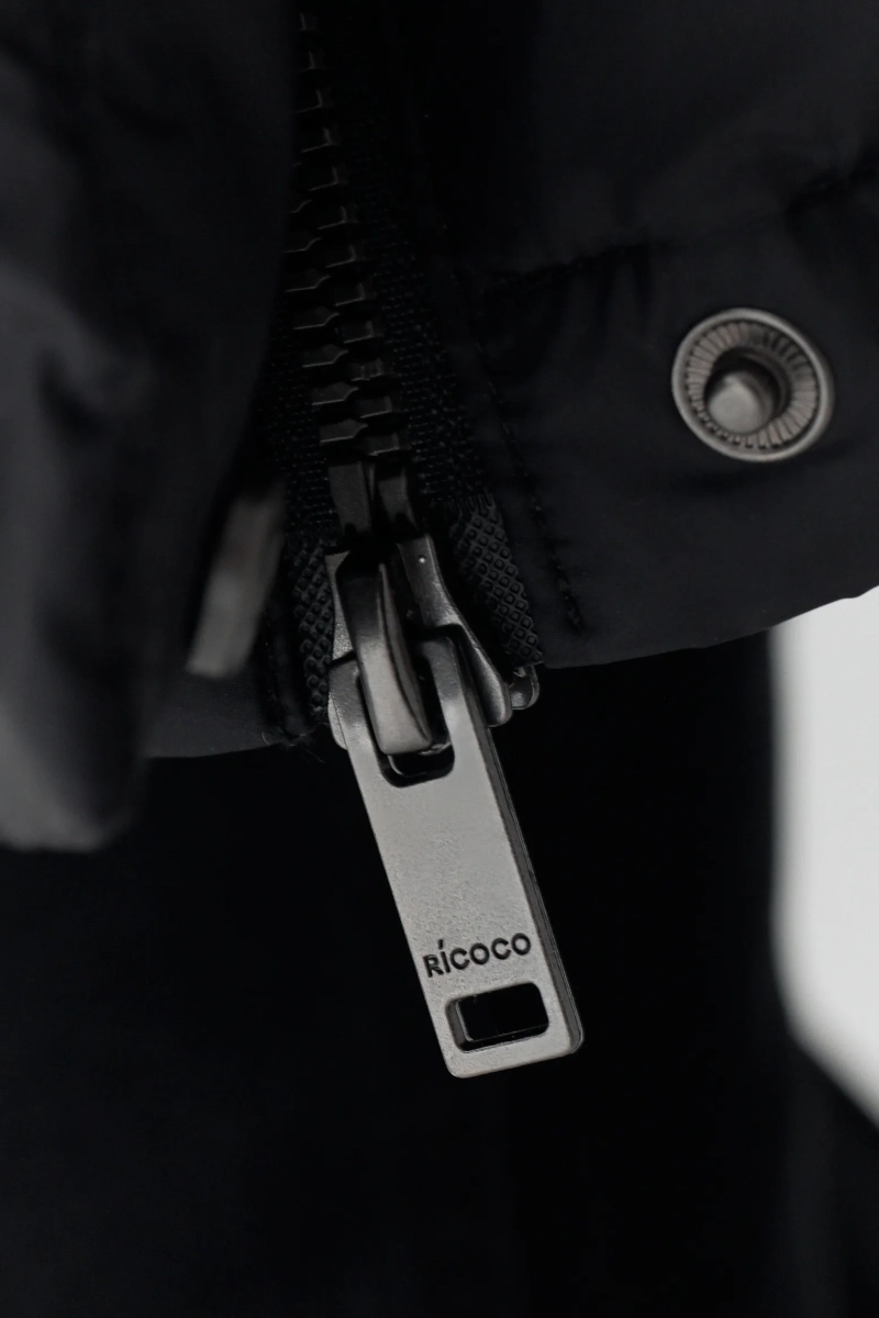 Куртка с наполнителем из пуха и пера Ricoco, цвет: Черный, 5008/4 купить онлайн