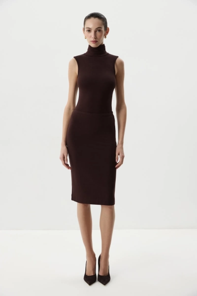 Боди с воротником-стойкой Charmstore, цвет: шоколадный, 217-50865-551 купить онлайн