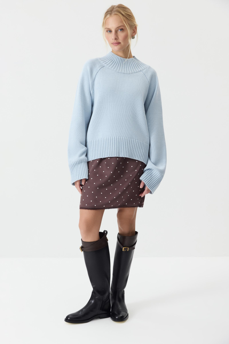 Свитер с широкой стойкой из хлопка Charmstore, цвет: светло-голубой, 303-414109-667 купить онлайн