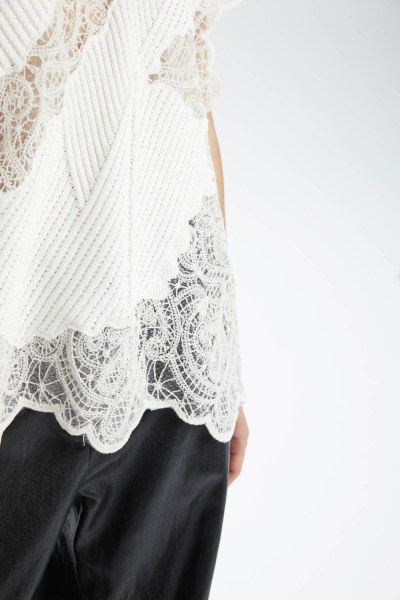 Жилет M.REASON, цвет: молочный, 12.10619.673.022 W26 купить онлайн