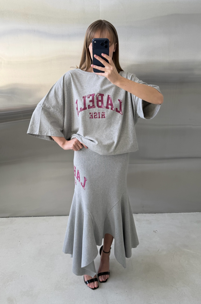 Юбка с клиньями из фактурного трикотажа