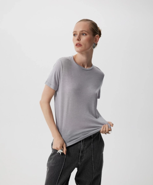 Футболка с коротким рукавом полуприлегающего силуэта GLVR, цвет: серый, 225G32GAC1204 купить онлайн