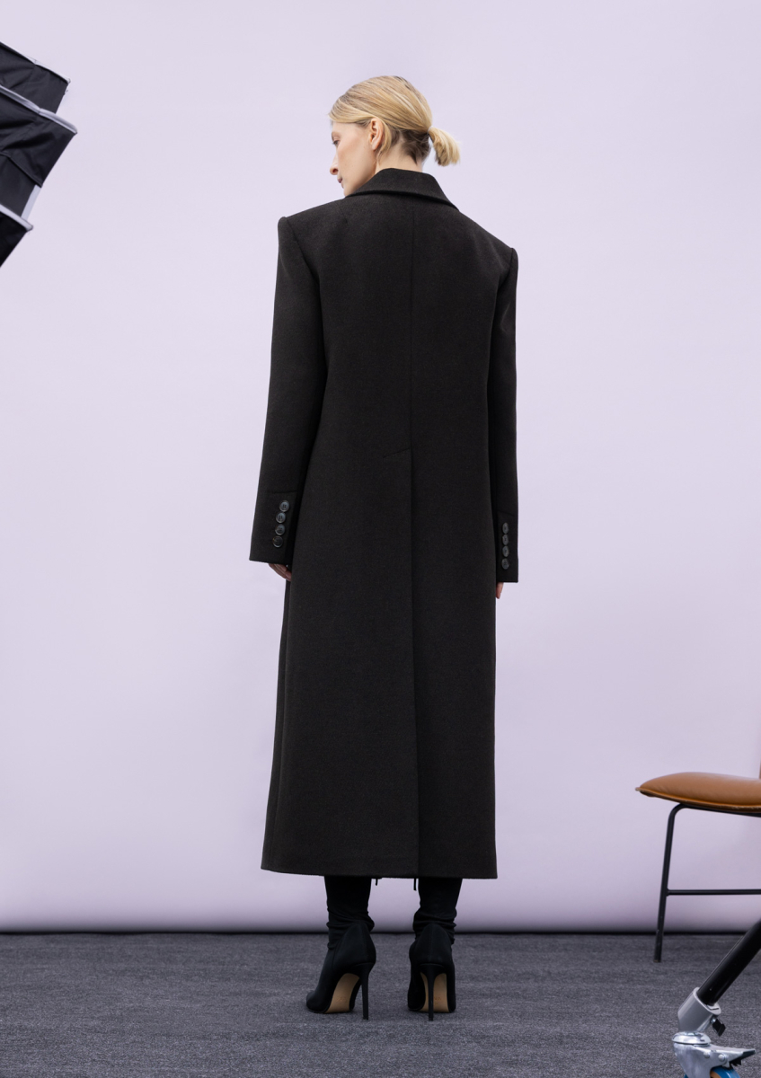 Двубортное пальто