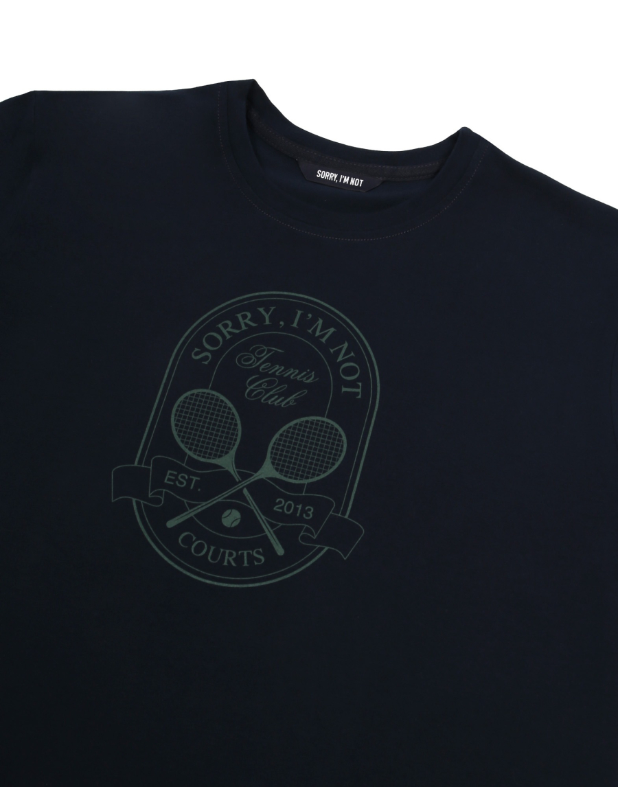 Футболка TENNIS CLUB SORRY, I’M NOT, цвет: темно-синий, M5BNQUrbg94-eSetOKuxY0 купить онлайн