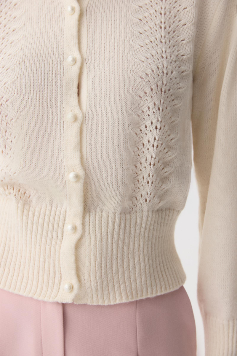 Кардиган с декоративным узором Charmstore, цвет: молочный, 305-43685-111 купить онлайн