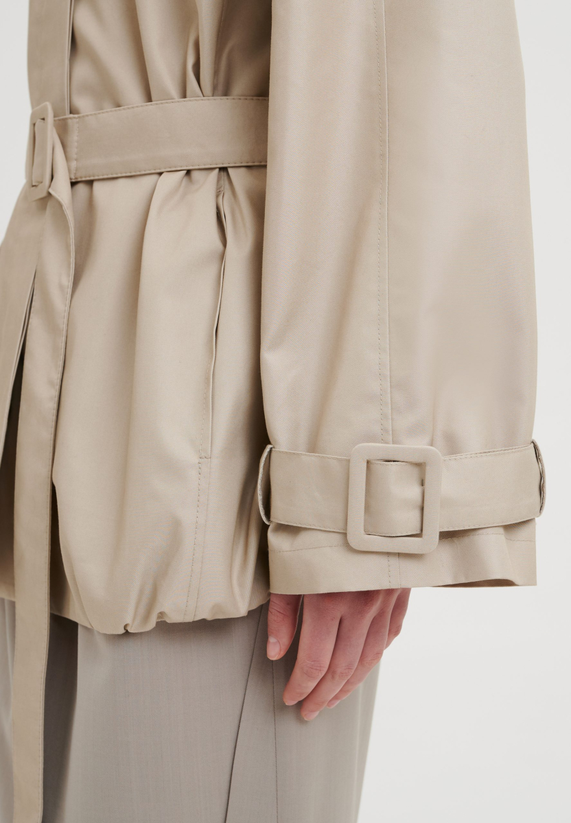 Тренч укороченный CHUBA, цвет: бежевый,  купить онлайн