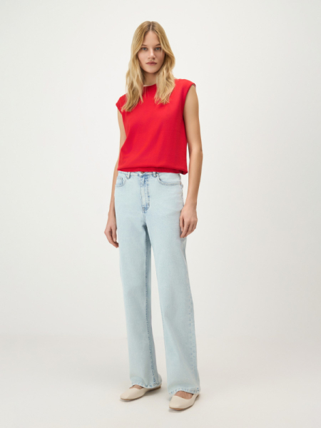 Прямые джинсы