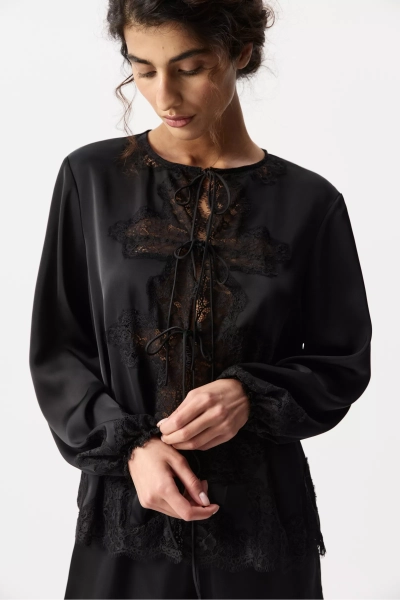 Блуза с кружевной отделкой Charmstore, цвет: Черный, 102-56660-880 купить онлайн